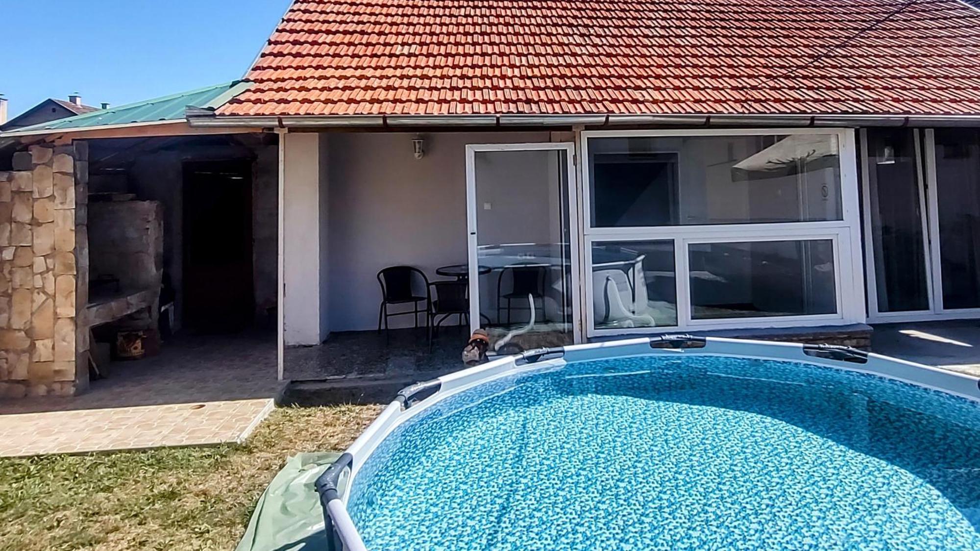 Apatin Apartman Exteriör bild